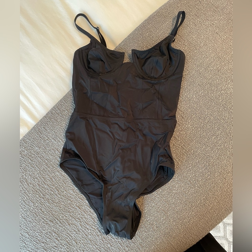 Black one piece REDONE X solid and striped